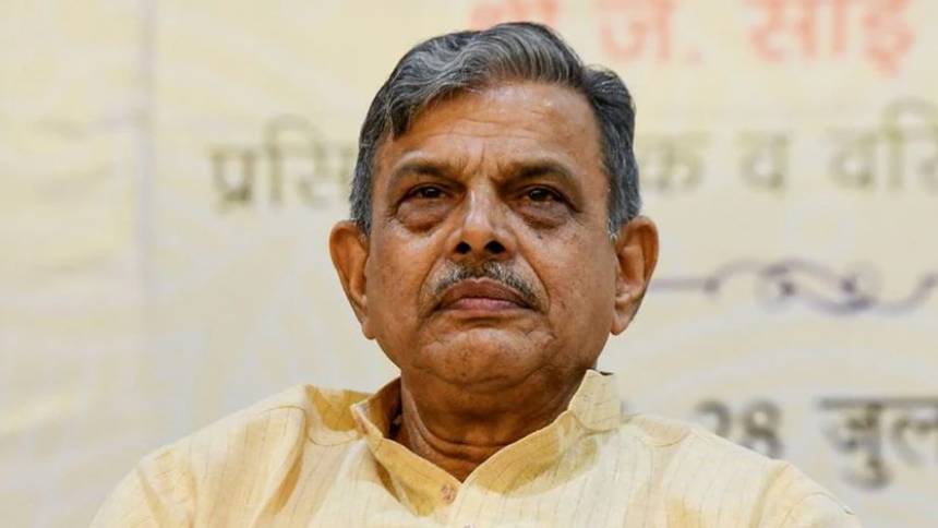 ഭരണഘടനയുടെ ആമുഖത്തിൽ നിന്നും സോഷ്യലിസവും മതേതരത്വവും ഒഴിവാക്കണം: ആർഎസ്എസ് ജനറൽ സെക്രട്ടറി