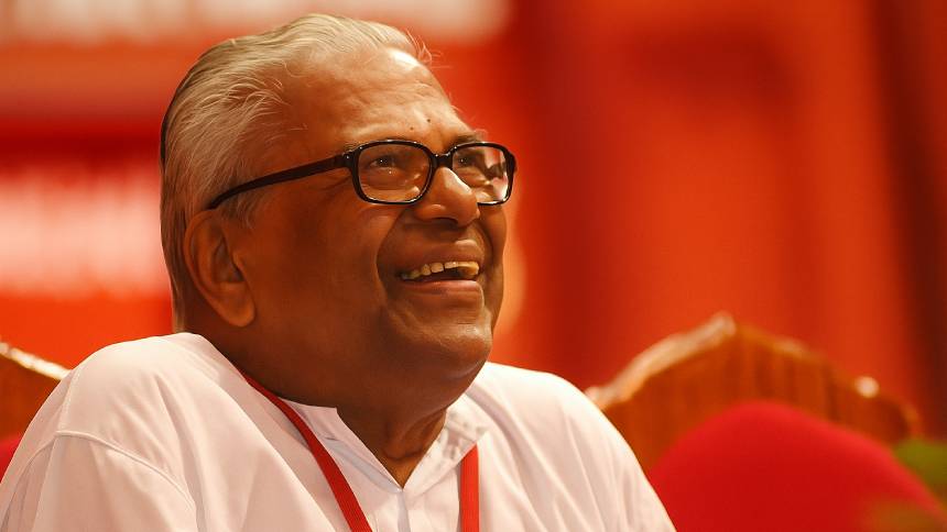 22 മണിക്കൂർ നീണ്ട വിലാപയാത്ര; ഒടുവിൽ വിഎസ് വേലിക്കകത്ത് വീട്ടിൽ