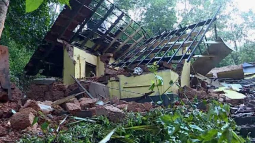 കണ്ണൂരിൽ വൻ സ്ഫോടനം; ഒരു മരണം, ശരീരഭാ​ഗങ്ങൾ ചിന്നിച്ചിതറിയ നിലയിൽ